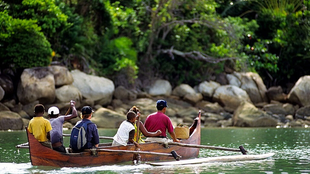 gaeltoursmadagascar-image-lokobe